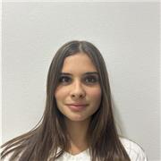 Studentessa in lettere moderne con esperienza nell’ambito scolastico come insegnante e con buone conoscenze nel settore.